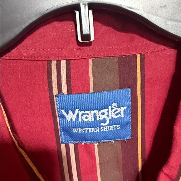 Wrangler Burgundy and Brown Western Shirt - Picture 2 of 5